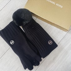 Michael Kors set čiapka + šál + rukavice čierne so strieborným logom 